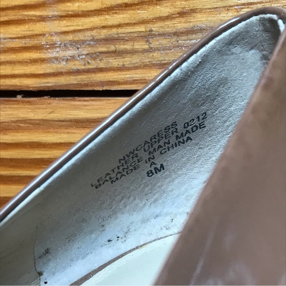 Nine West Nude Patent NW Caress Leather Heels, EUC, 8 - Picture 7 of 11